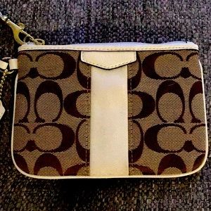 White Coach Wristlet~COPY